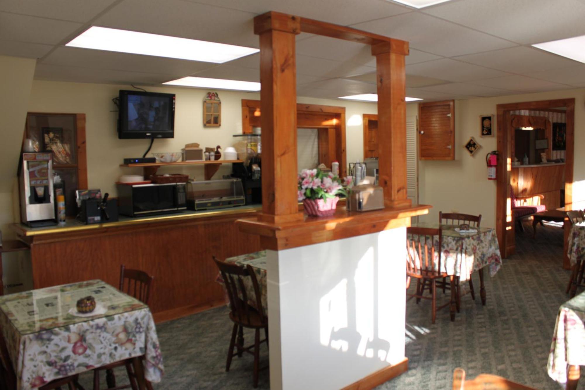 Four Winds Country Motel Манчестер Экстерьер фото